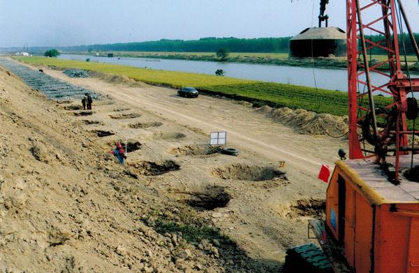 臺州旋挖鉆租賃高速公路施工案例